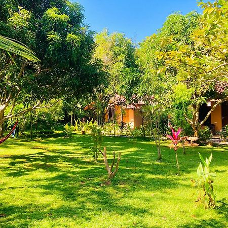 Suncity Privacy Cottages Udawalawe Exteriör bild