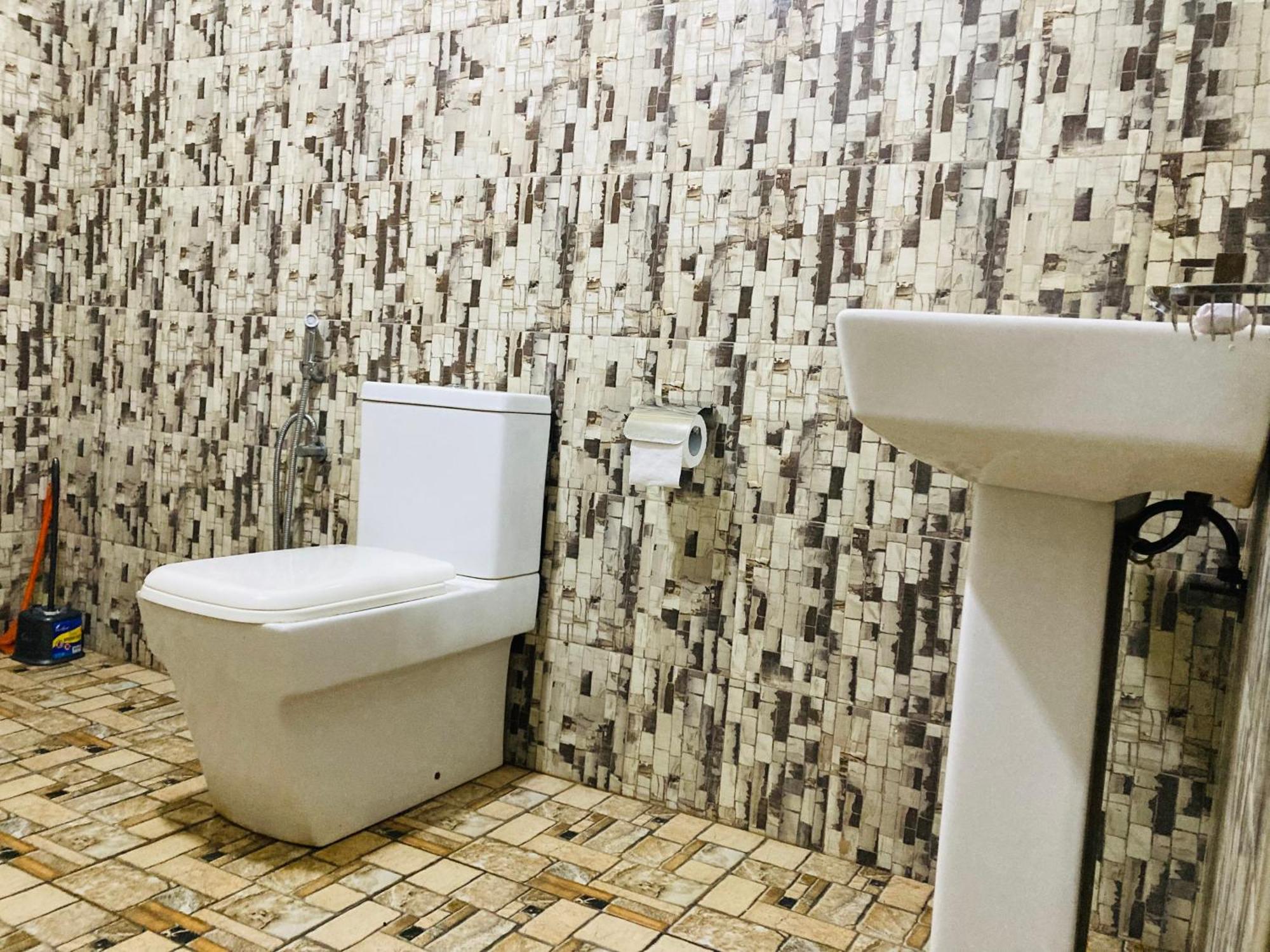 Suncity Privacy Cottages Udawalawe Exteriör bild