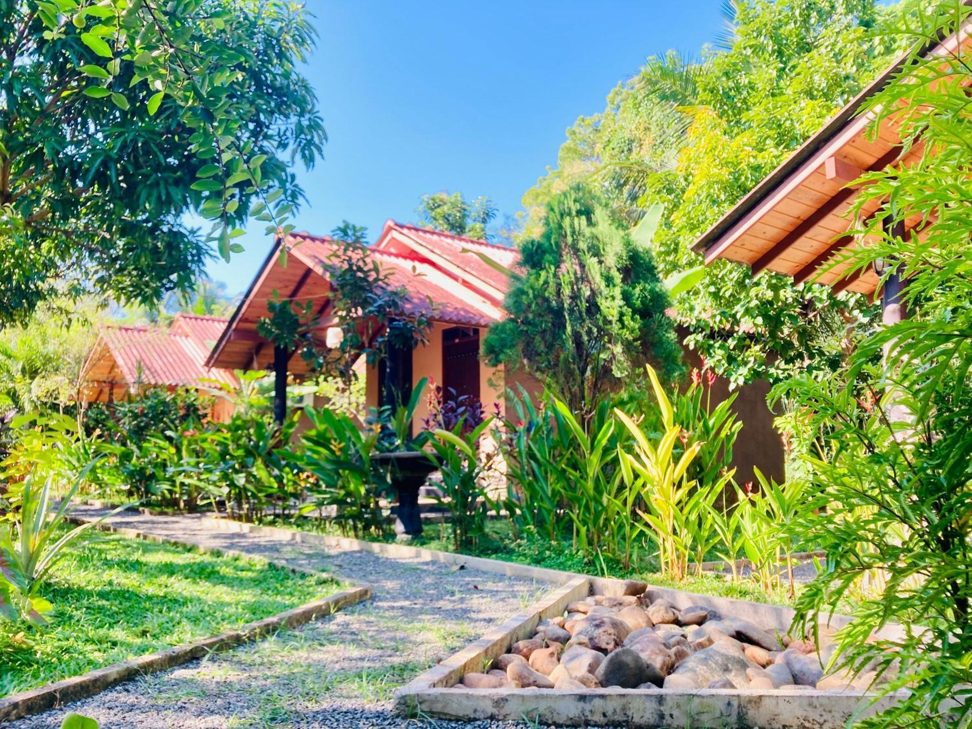 Suncity Privacy Cottages Udawalawe Exteriör bild